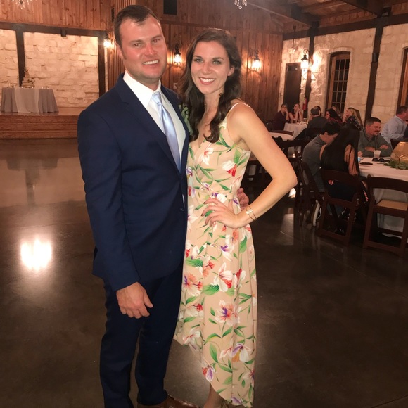 Meet your Posher, Linsey - Picture 2 of 4